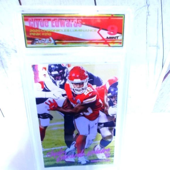 Clyde Edwards-Helaire #218 Pink PGX 9 - Picture 1 of 6